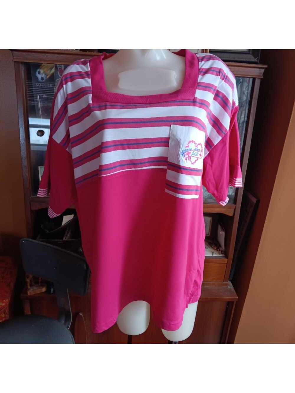 XL Vintage T-shirt 90's Padded Pink Striped Square Neck Embroidered Pocket